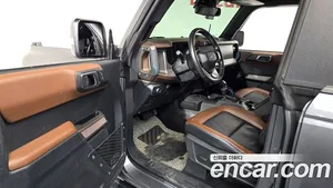 Ford Bronco, 2022 — миниатюра 13