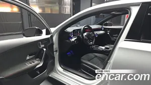 Mercedes-Benz A-Class, 2023 — миниатюра 13