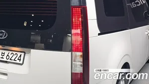 Hyundai Staria, 2023 — миниатюра 9