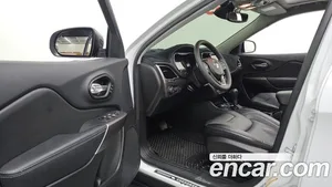 Jeep Cherokee, 2022 — миниатюра 10