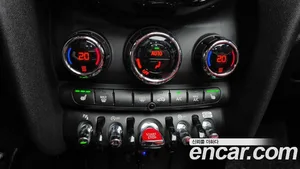 Mini Cooper Convertible, 2023 — миниатюра 29