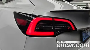 Tesla Model 3, 2020 — миниатюра 9