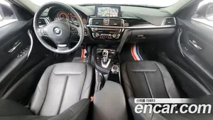 BMW 3-Series, 2018 — миниатюра 10