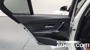 BMW 3-Series, 2018 — миниатюра 15