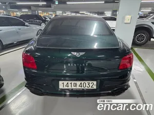 Bentley Flying Spur, 2023 — миниатюра 4