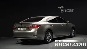 Lexus ES, 2018 — миниатюра 1