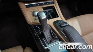 Lexus ES, 2018 — миниатюра 11