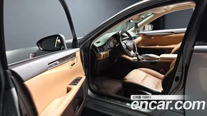 Lexus ES, 2018 — миниатюра 12