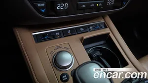 Lexus ES, 2018 — миниатюра 31
