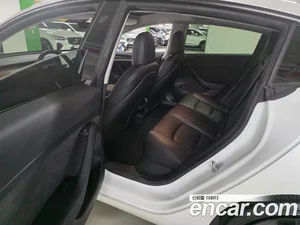 Tesla Model 3, 2022 — миниатюра 9
