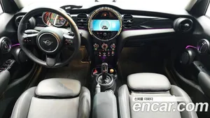 Mini Cooper, 2022 — миниатюра 7