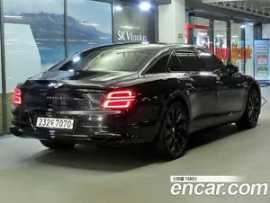 Bentley Flying Spur, 2021 — миниатюра 4