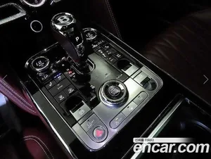 Bentley Flying Spur, 2021 — миниатюра 12