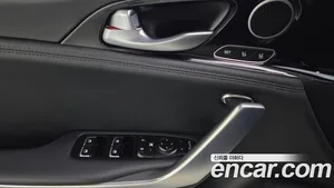 Kia Stinger, 2017 — миниатюра 12