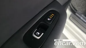 Kia Stinger, 2017 — миниатюра 19