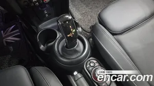 Mini Cooper, 2023 — миниатюра 12