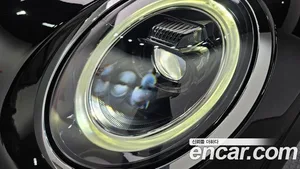 Mini Cooper, 2023 — миниатюра 8