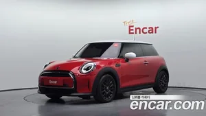 Mini Cooper, 2023 — миниатюра 1