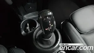 Mini Cooper, 2023 — миниатюра 12