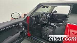 Mini Cooper, 2023 — миниатюра 13