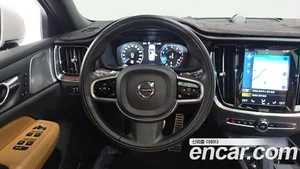 Volvo V60, 2021 — миниатюра 18