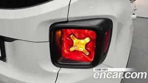 Jeep Renegade, 2022 — миниатюра 9