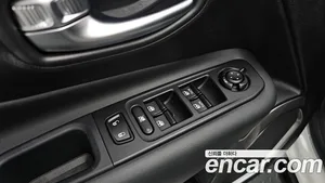 Jeep Renegade, 2022 — миниатюра 29