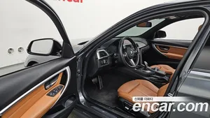 BMW 3-Series, 2018 — миниатюра 12