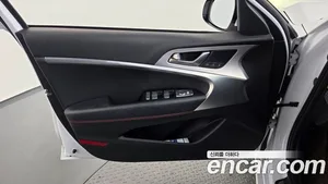 Genesis G70, 2019 — миниатюра 14
