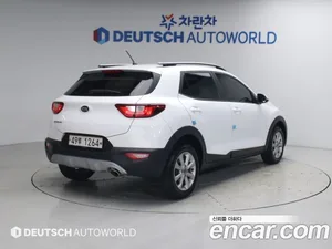 Kia Stonic, 2017 — миниатюра 2