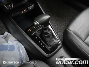 Kia Stonic, 2017 — миниатюра 9