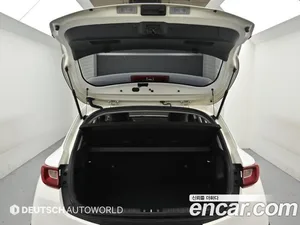 Kia Stonic, 2017 — миниатюра 19
