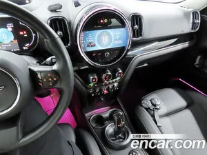 Mini Countryman, 2023 — миниатюра 9