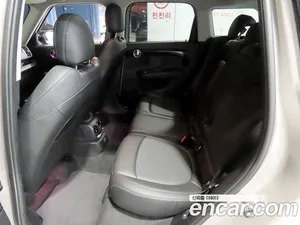 Mini Countryman, 2023 — миниатюра 11