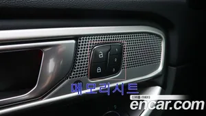 Ford Explorer, 2023 — миниатюра 18