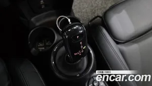 Mini Cooper, 2023 — миниатюра 12
