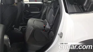 Mini Cooper, 2023 — миниатюра 16