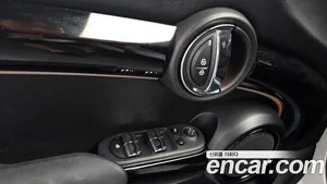 Mini Cooper, 2023 — миниатюра 30