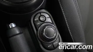 Mini Cooper, 2023 — миниатюра 33