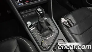 Volkswagen Tiguan, 2021 — миниатюра 12