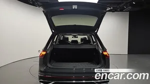 Volkswagen Tiguan, 2021 — миниатюра 28