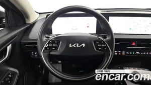 Kia EV6, 2023 — миниатюра 12