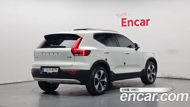 Volvo XC40, 2024 — фото автомобиля из Кореи