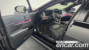 BMW 7-Series, 2023 — миниатюра 13