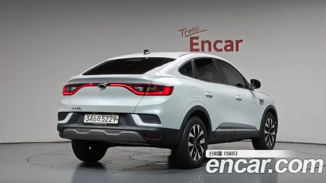 Renault XM3, 2022 — фото автомобиля из Кореи