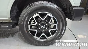 Ford Bronco, 2023 — миниатюра 6