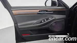 Genesis G90, 2019 — миниатюра 14