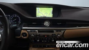 Lexus ES, 2018 — миниатюра 13