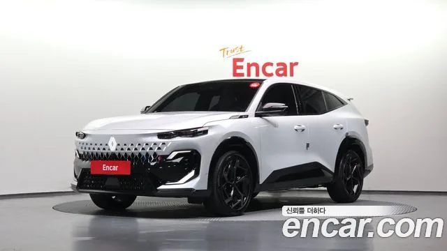 Renault Filante, 2026 — фото автомобиля из Кореи