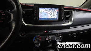 Kia Stonic, 2019 — миниатюра 12